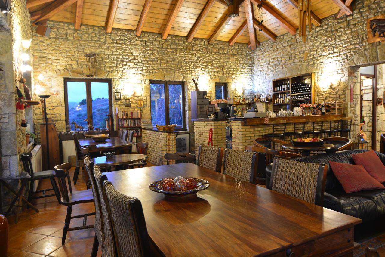 Georgio's V Chalet Kalavrita Kalavryta Exterior foto