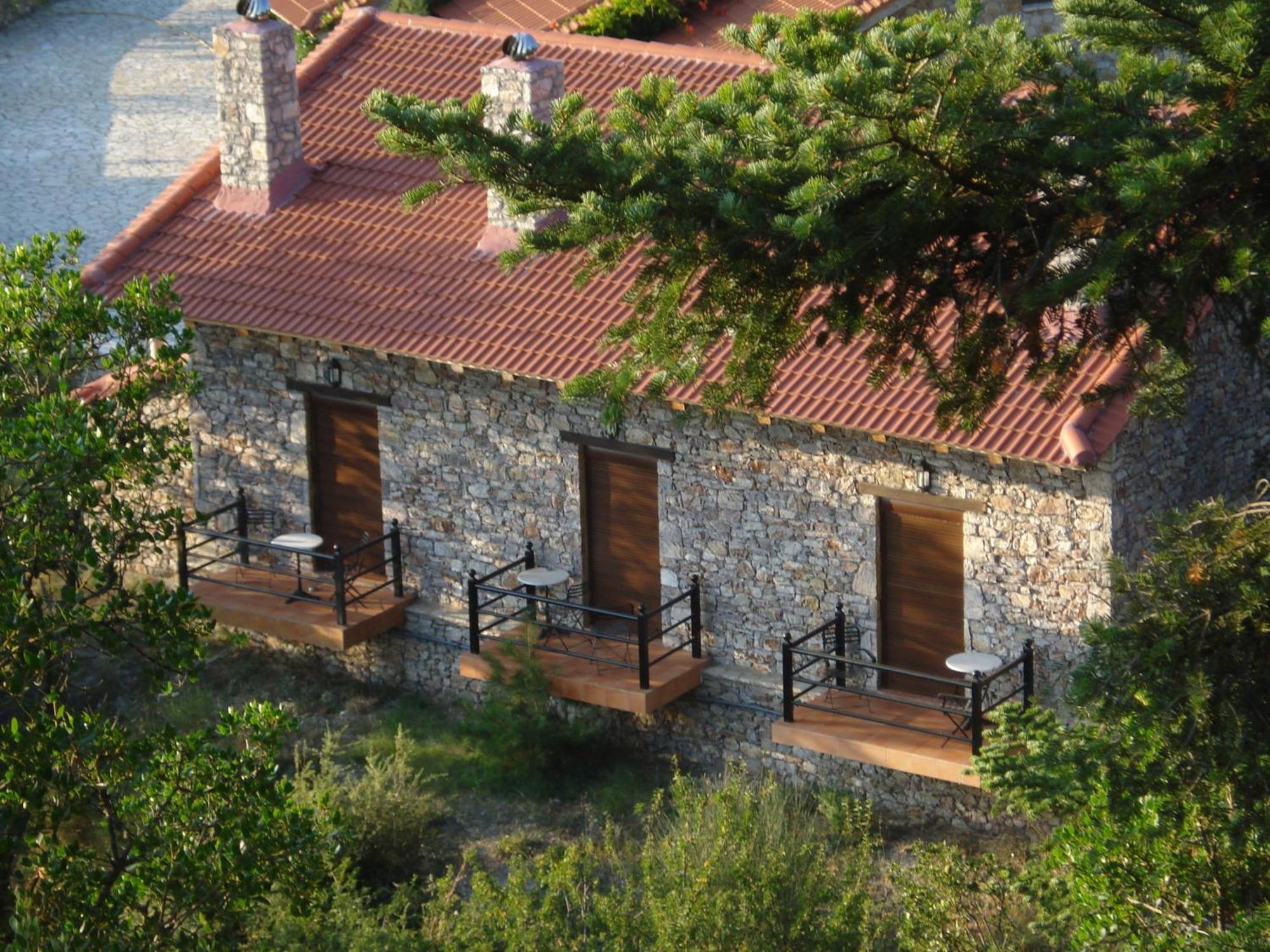 Georgio's V Chalet Kalavrita Kalavryta Exterior foto