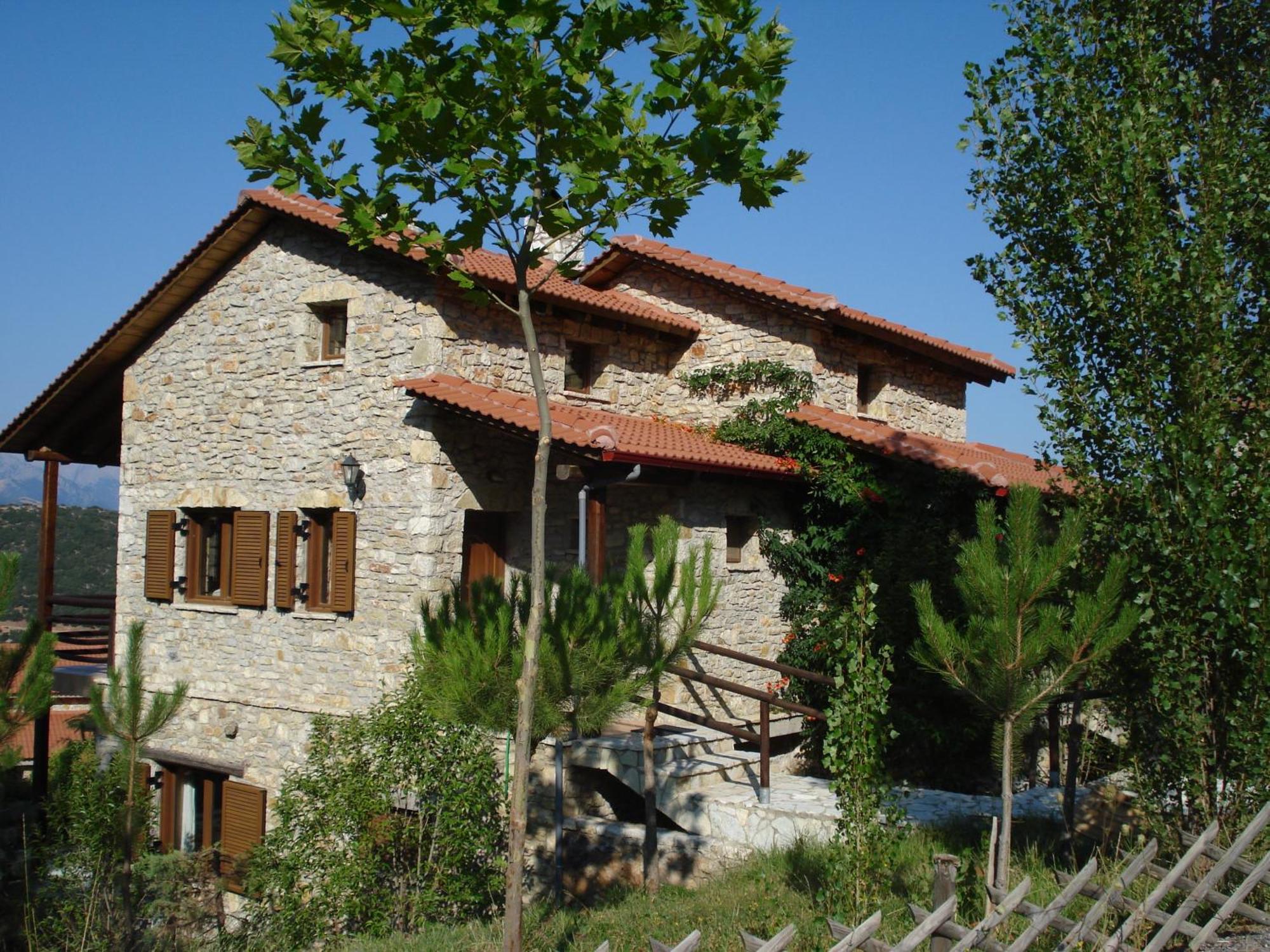 Georgio's V Chalet Kalavrita Kalavryta Exterior foto